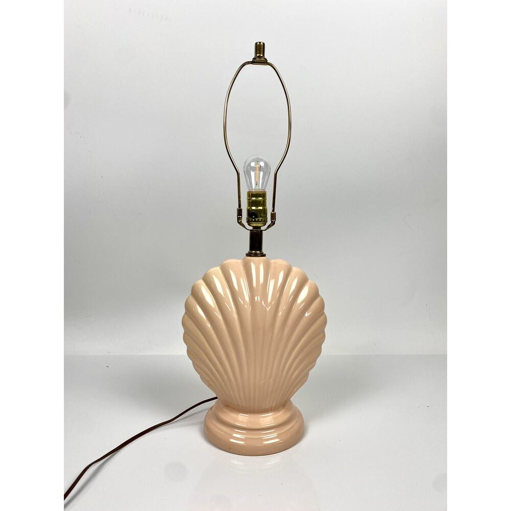 Vtg Hollywood Regency Art Deco Ceramic Clam Shell Lamp MCM Beach Peach Pink